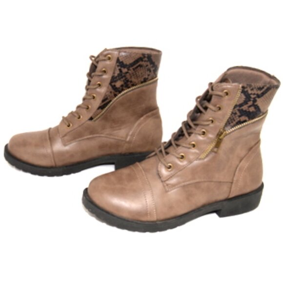 Olivia + Kate Women’s Leanna Hiking Boots - Size: US 7 – Color: Tan - Picture 8 of 8